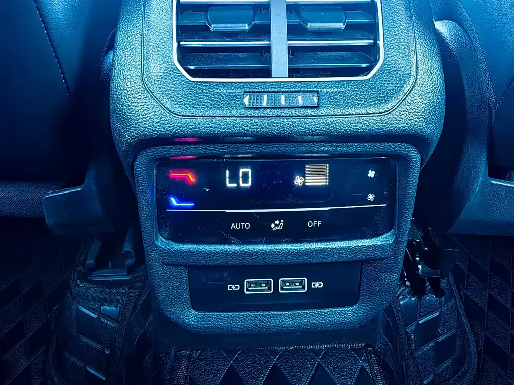 Volkswagen Tayron 2023 из CN, фото 8