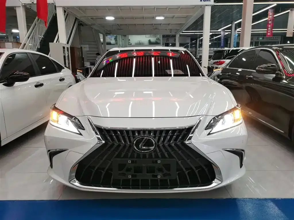 Lexus ES 2022 из CN, фото 10