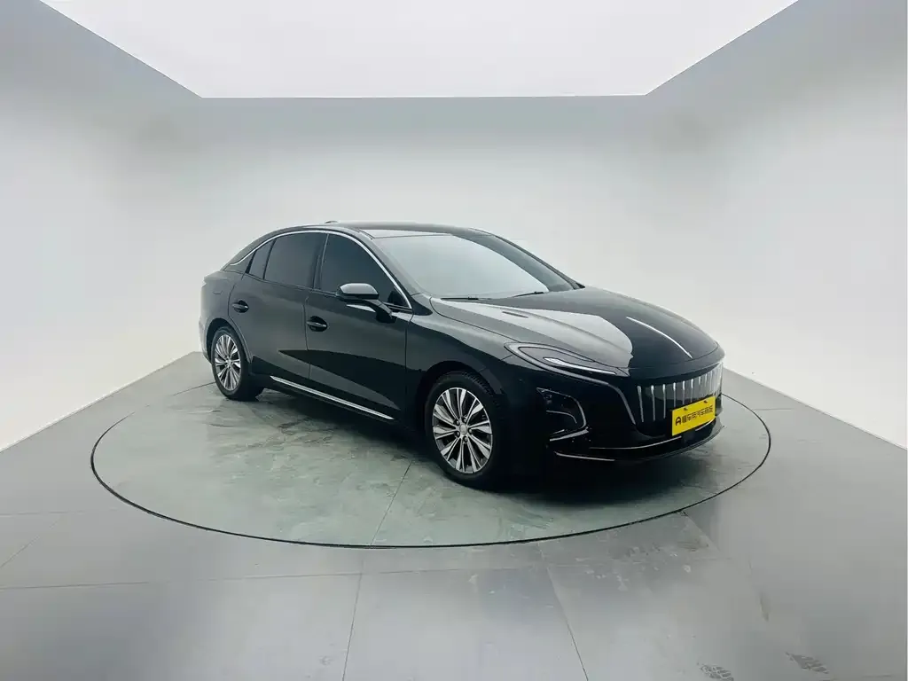 Hongqi E-QM5 2024 из CN, фото 6