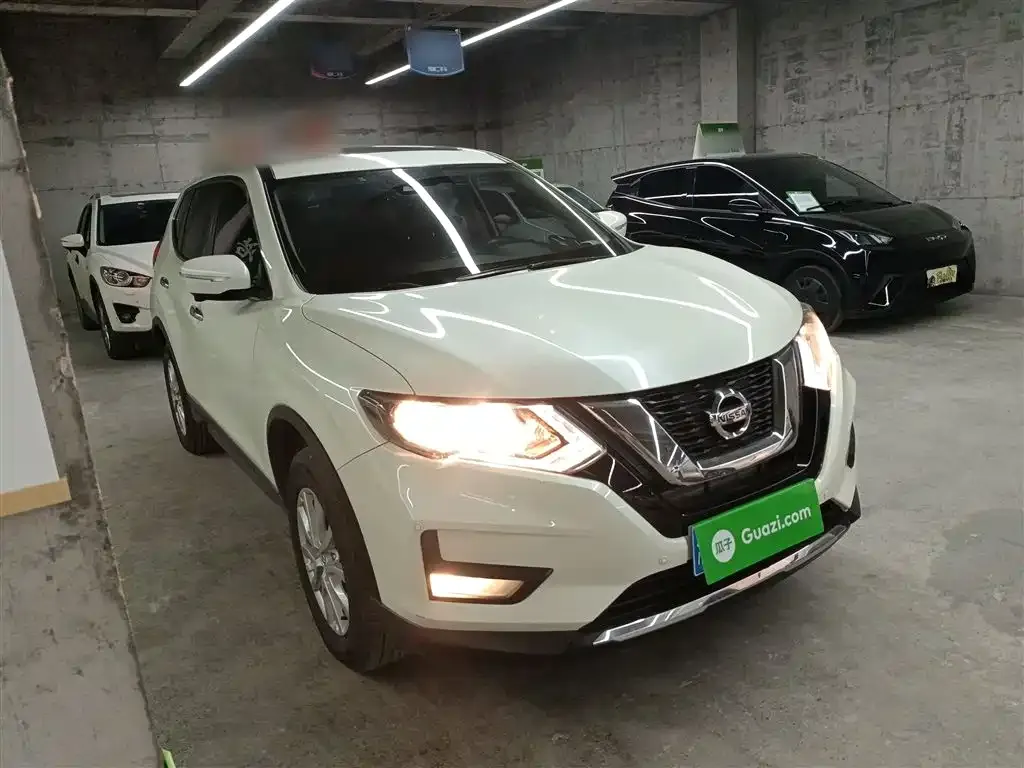 Nissan X-Trail — фото 7