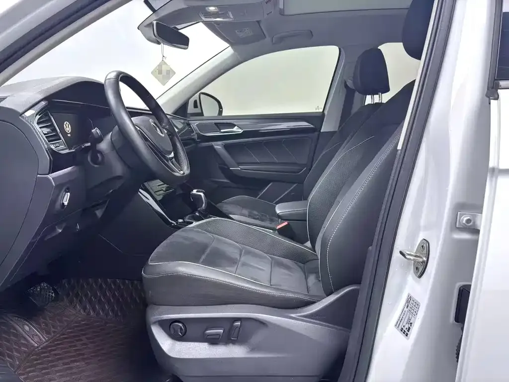 Volkswagen Tayron 2021 из CN, фото 4