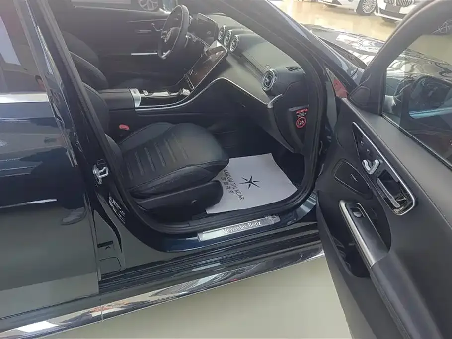 Mercedes-Benz C-Class 2024 из CN, фото 2