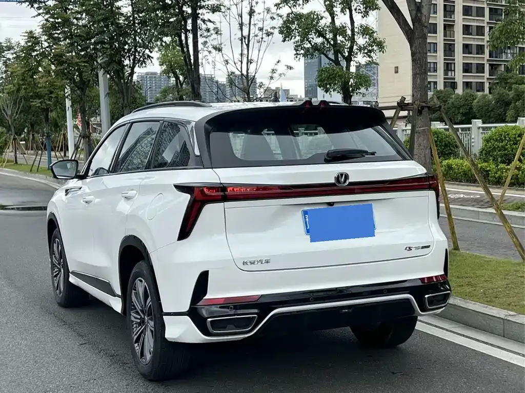 Changan CS75PLUS — фото 6