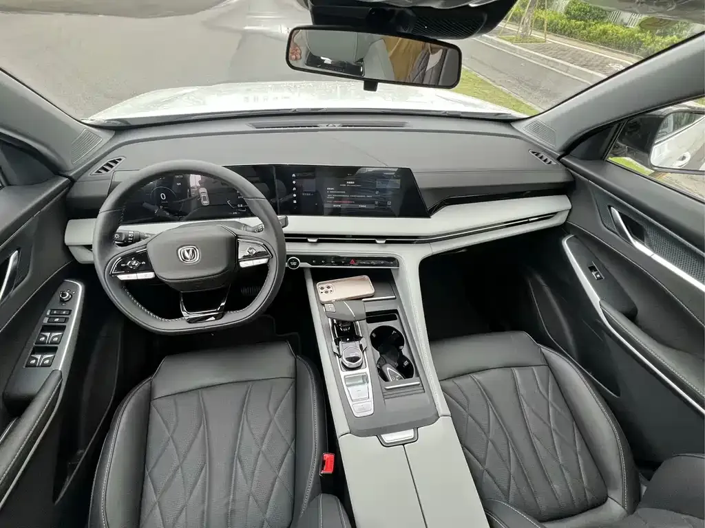 Changan CS75PLUS — фото 10