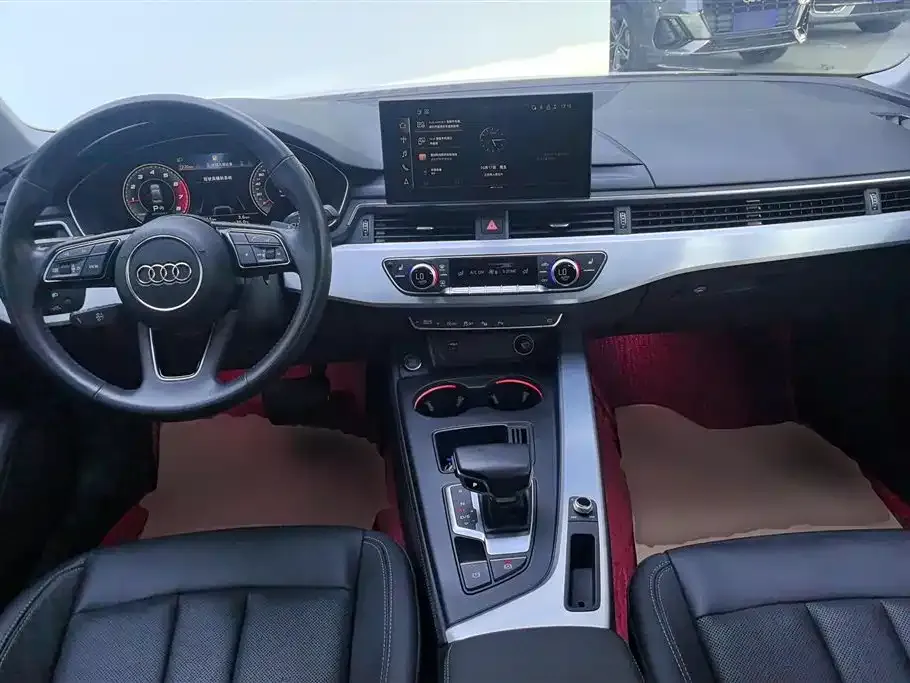 Audi A4L 2021 из CN, фото 10
