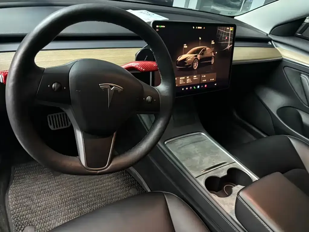 Tesla Model 3 2023 из CN, фото 2