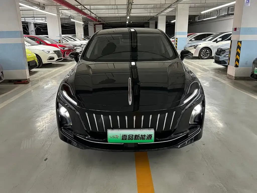 Hongqi E-QM5 2024 из CN, фото 3