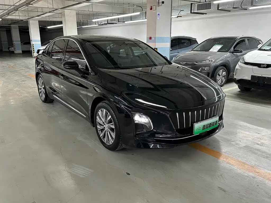 Hongqi E-QM5 2024 из CN, фото 5
