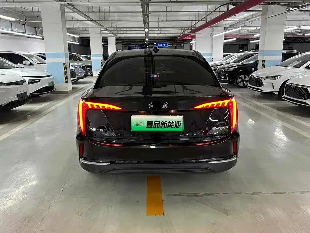 Hongqi E-QM5 2024 из CN, фото 9