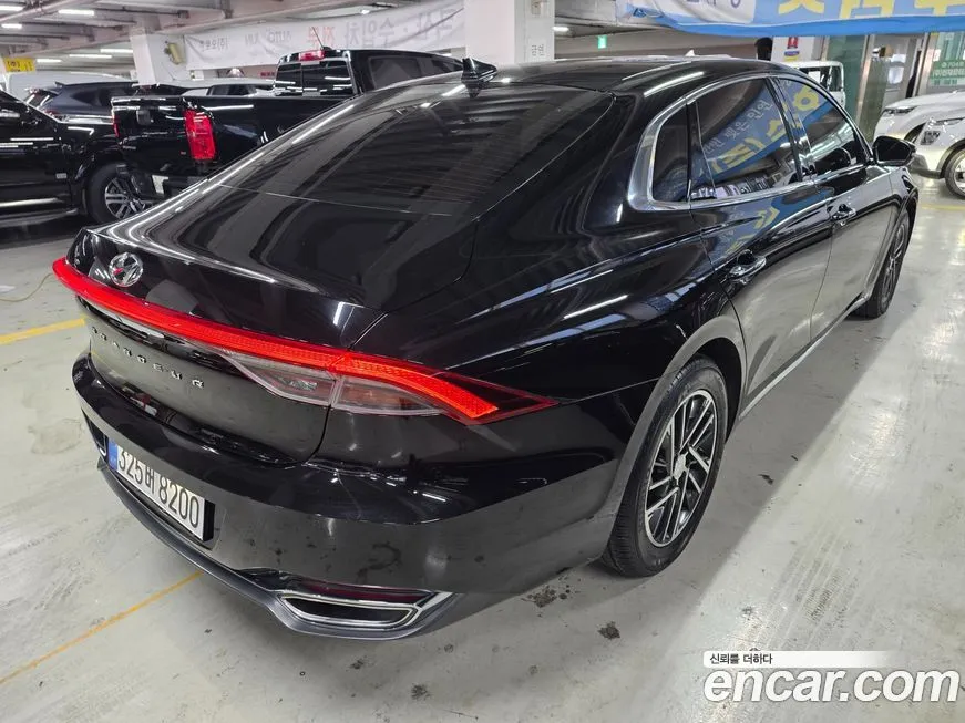 Hyundai Grandeur 2021 из KR, фото 2