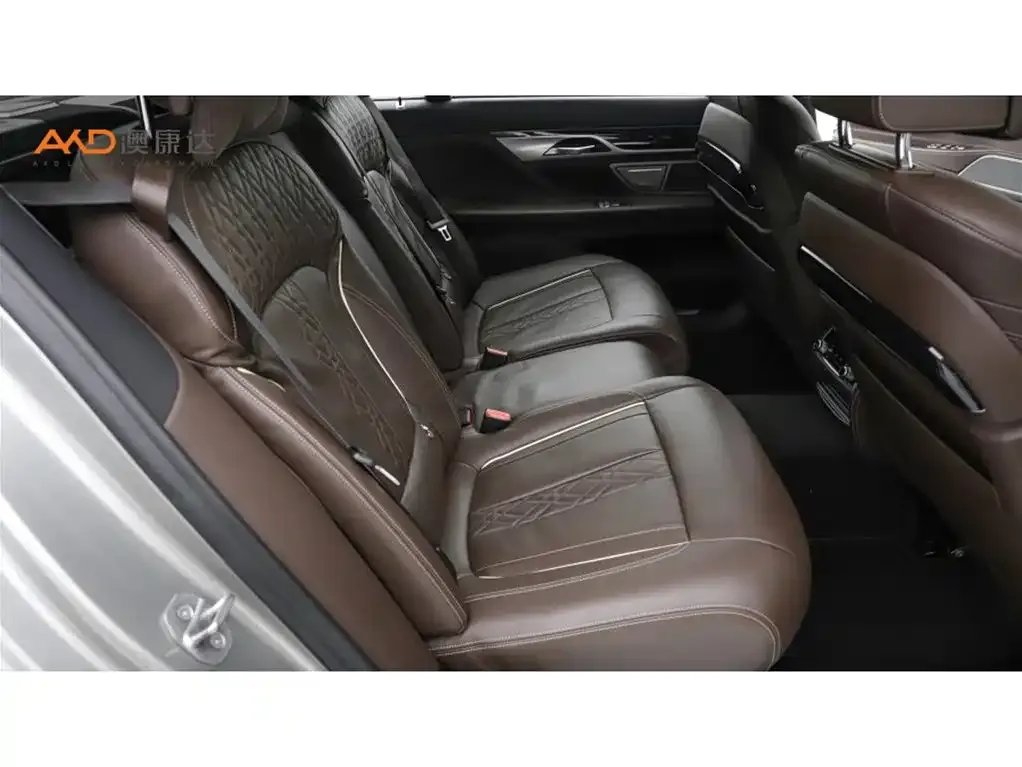 BMW 7 Series 2022 из CN, фото 7