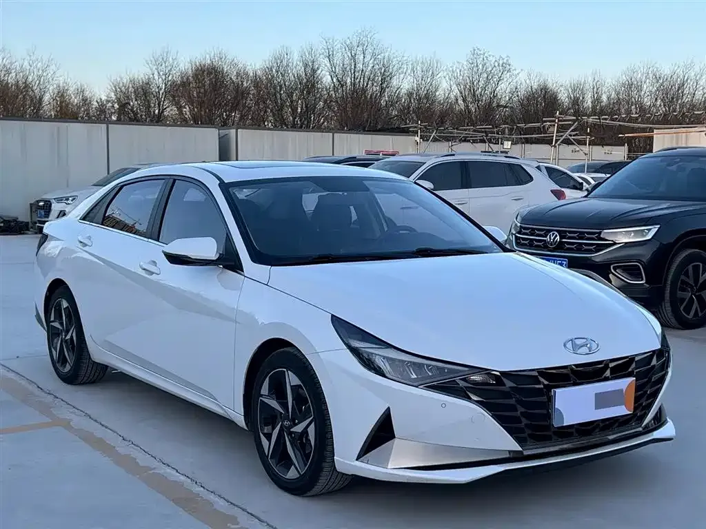 Hyundai Elantra 2022 из CN, фото 8