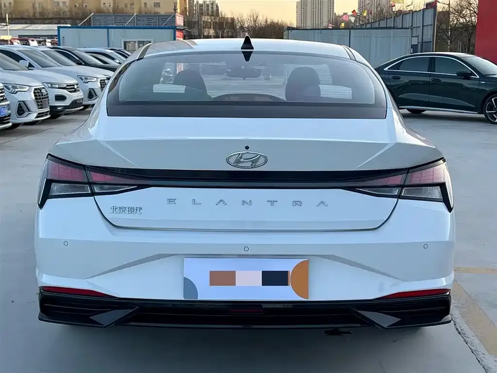 Hyundai Elantra 2022 из CN, фото 9