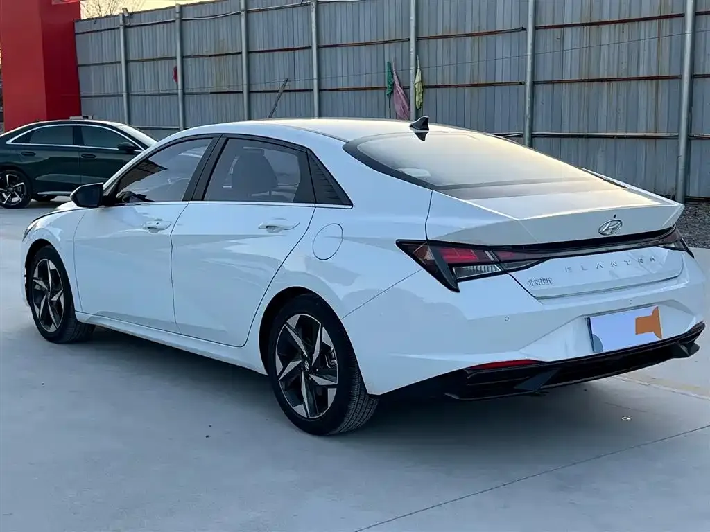 Hyundai Elantra 2022 из CN, фото 6