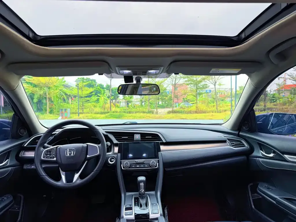 Honda Civic — фото 9