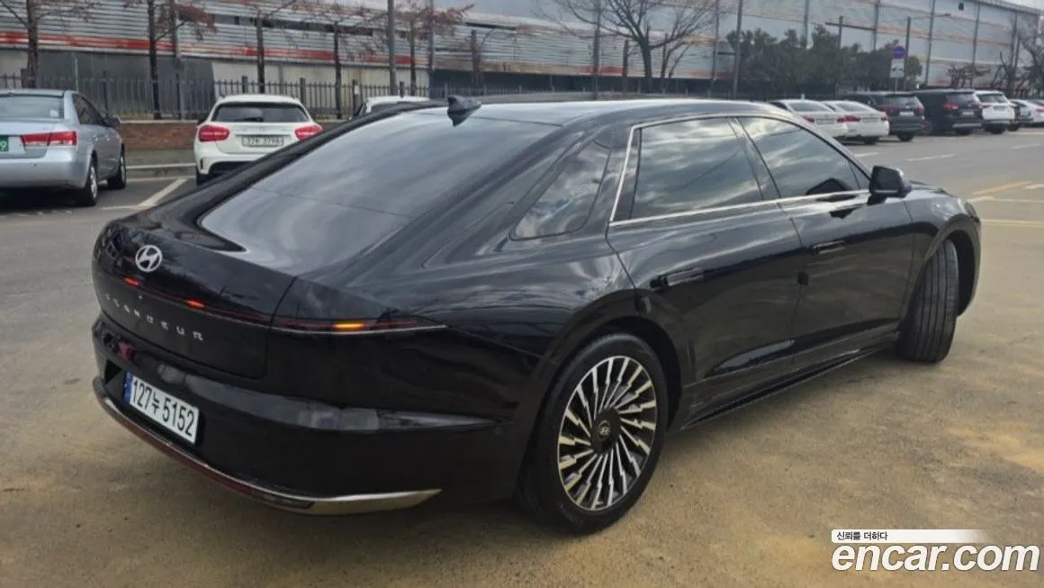 Hyundai Grandeur 2024 из KR, фото 5