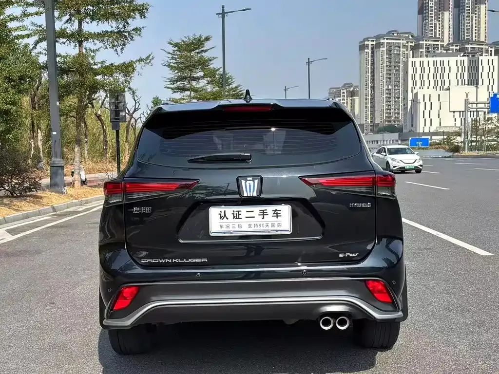 Toyota Crown Kluger 2024 из CN, фото 3