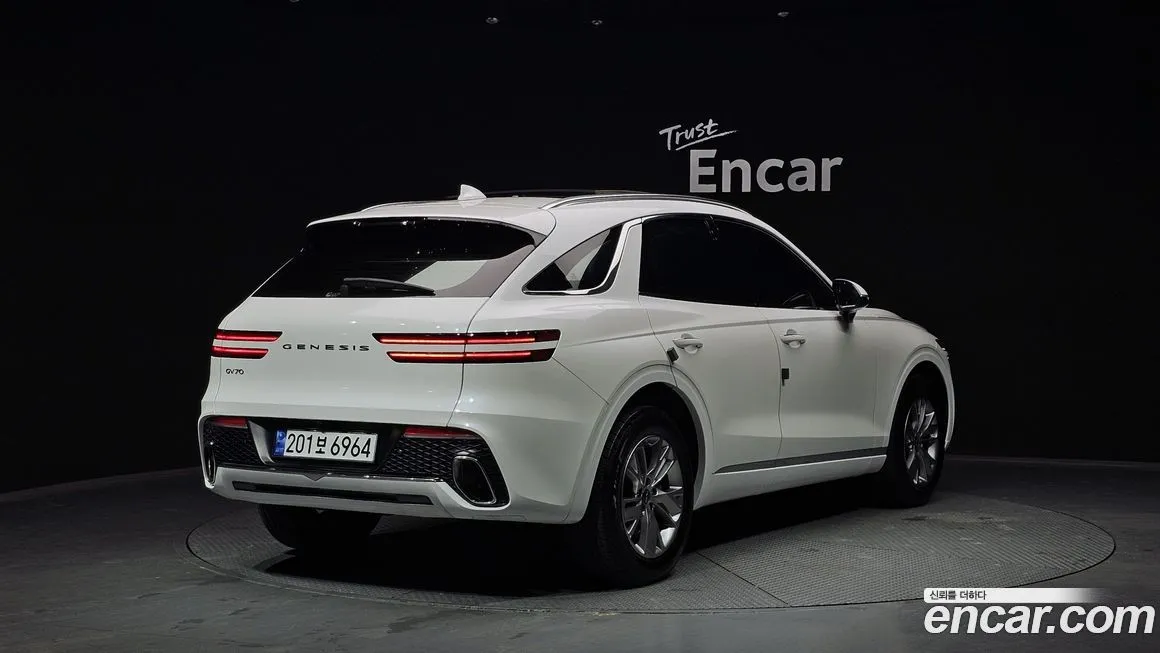 Genesis GV70 2023 из KR, фото 7
