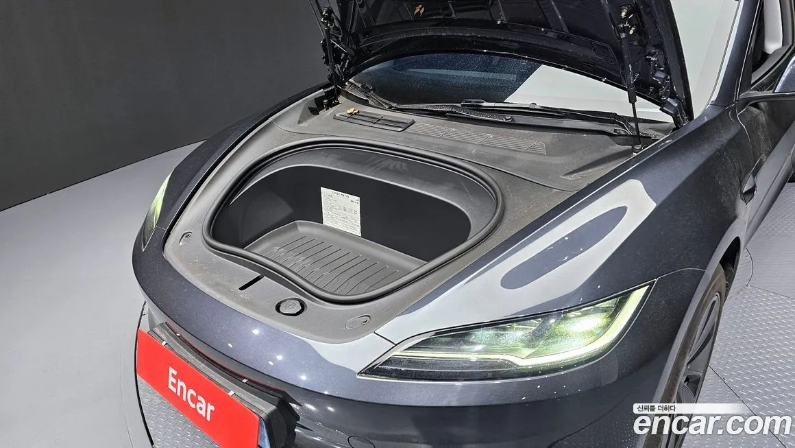 Tesla Model 3 2025 из KR, фото 6