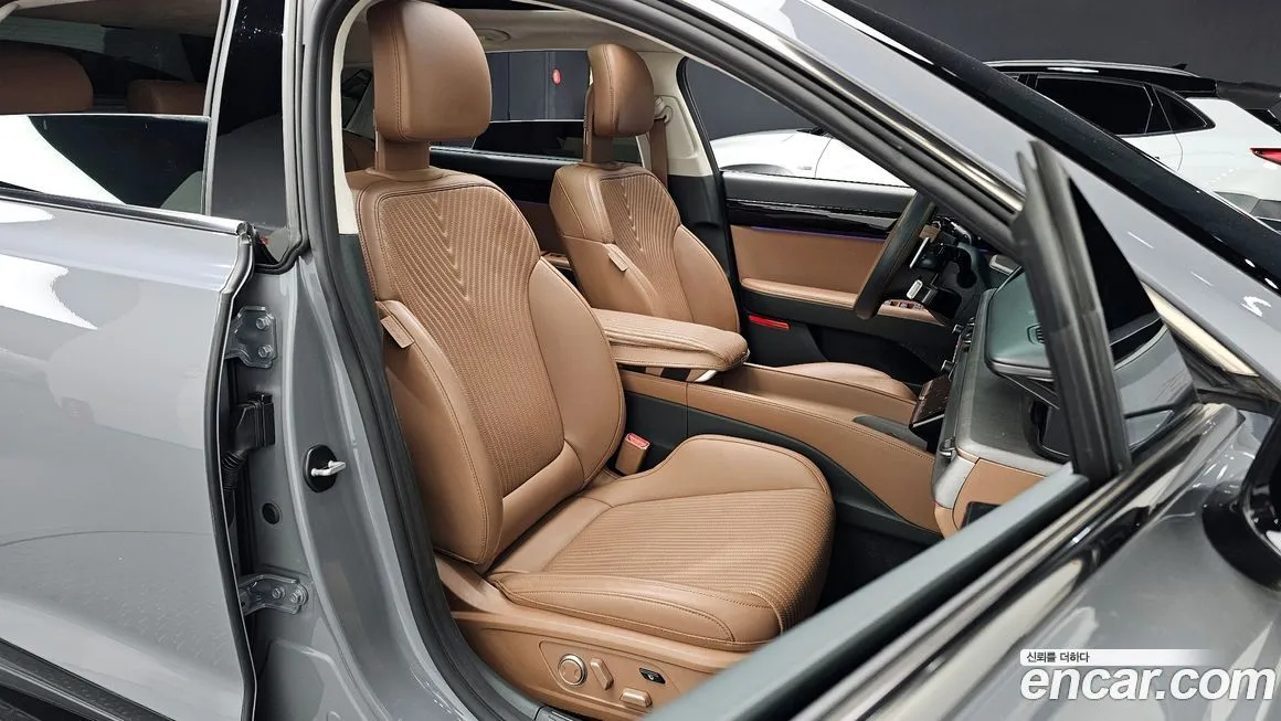 [object Object] Grandeur 2023 из KR, фото 10