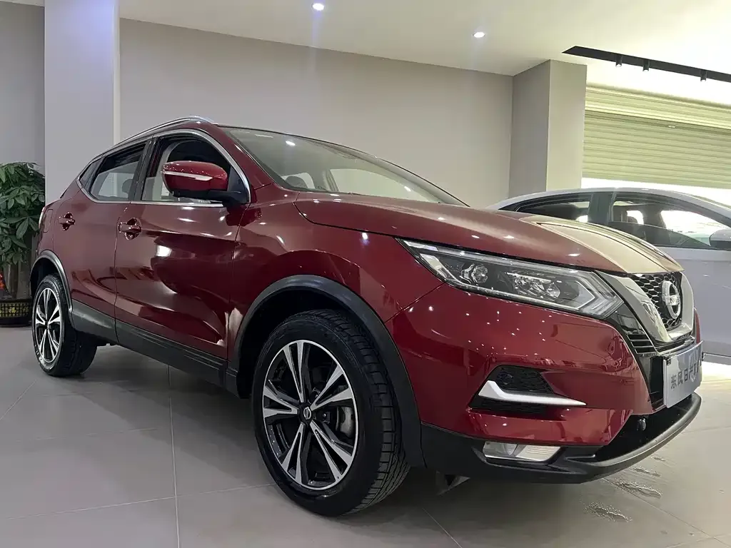 Nissan Qashqai — фото 7