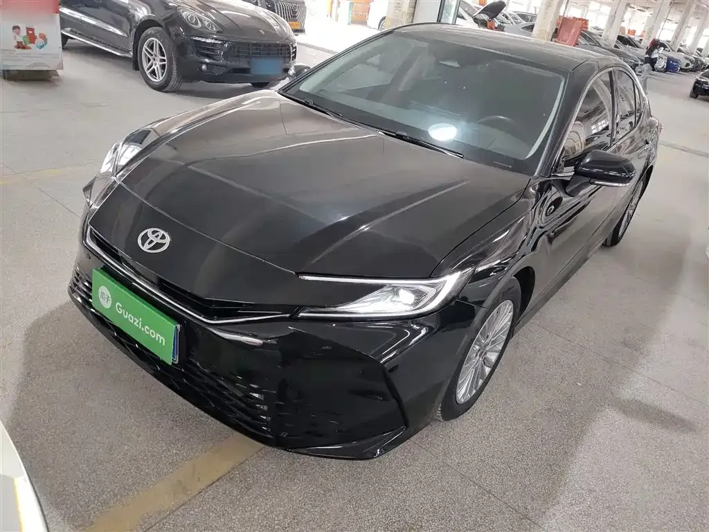 Toyota Camry 2024 из CN, фото 1