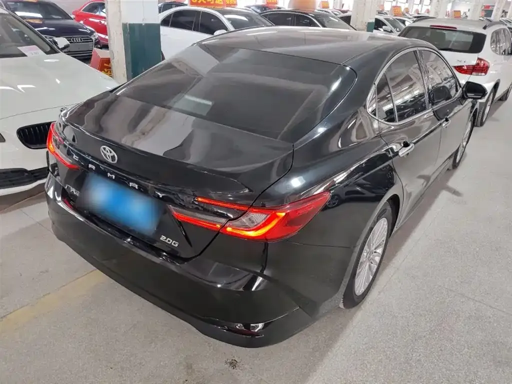 Toyota Camry 2024 из CN, фото 10