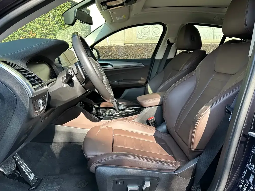 BMW X4 2021 из CN, фото 2