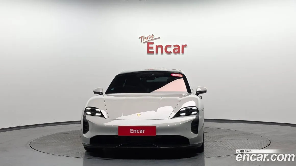Porsche Taycan 2023 из KR, фото 3