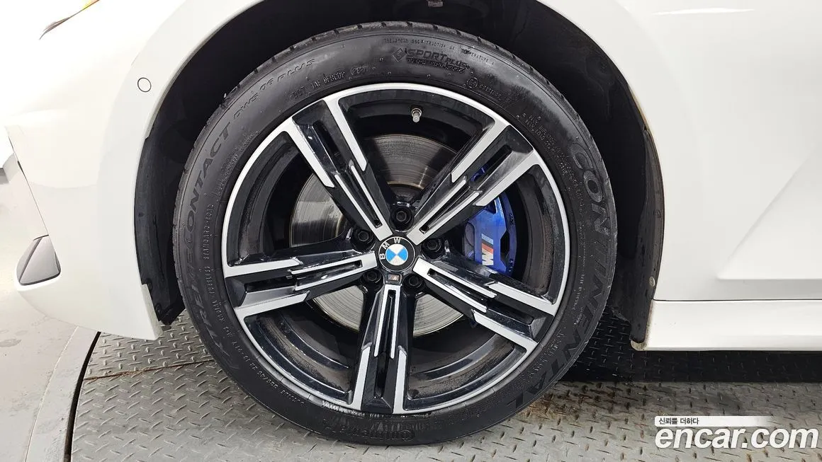 BMW 3-Series 2023 из KR, фото 6