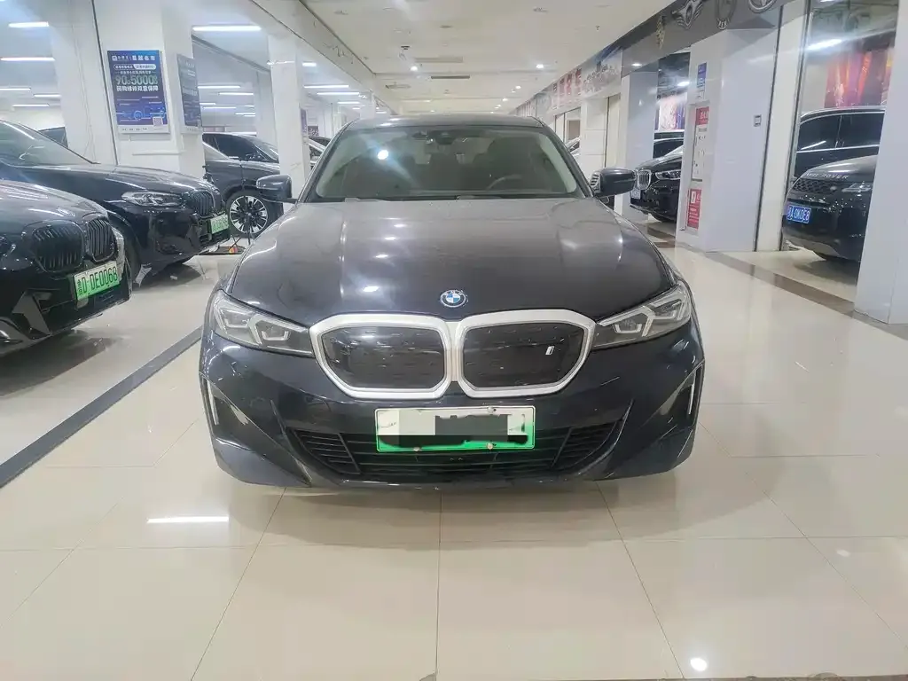 BMW i3 2023 из CN, фото 1