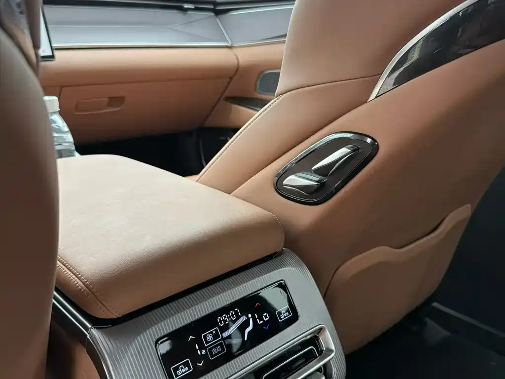 BYD Han L 2025 из CN, фото 7