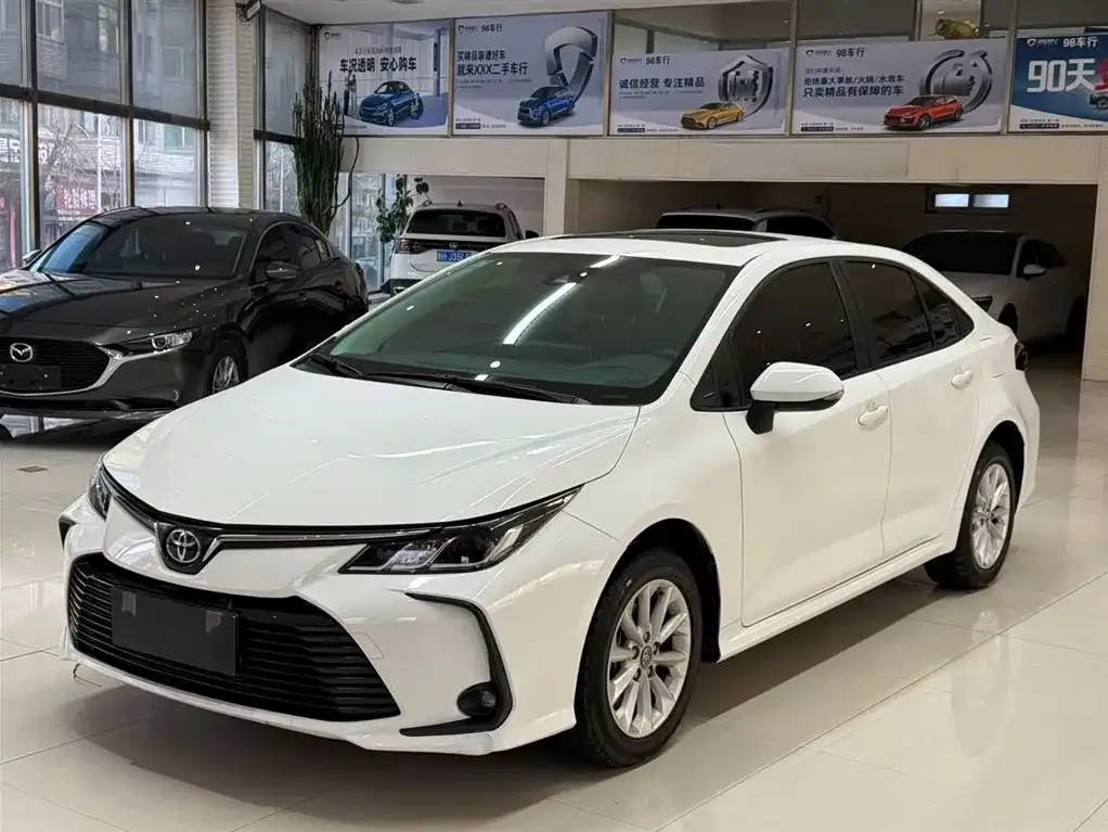 Toyota Corolla 2021 из CN, фото 1