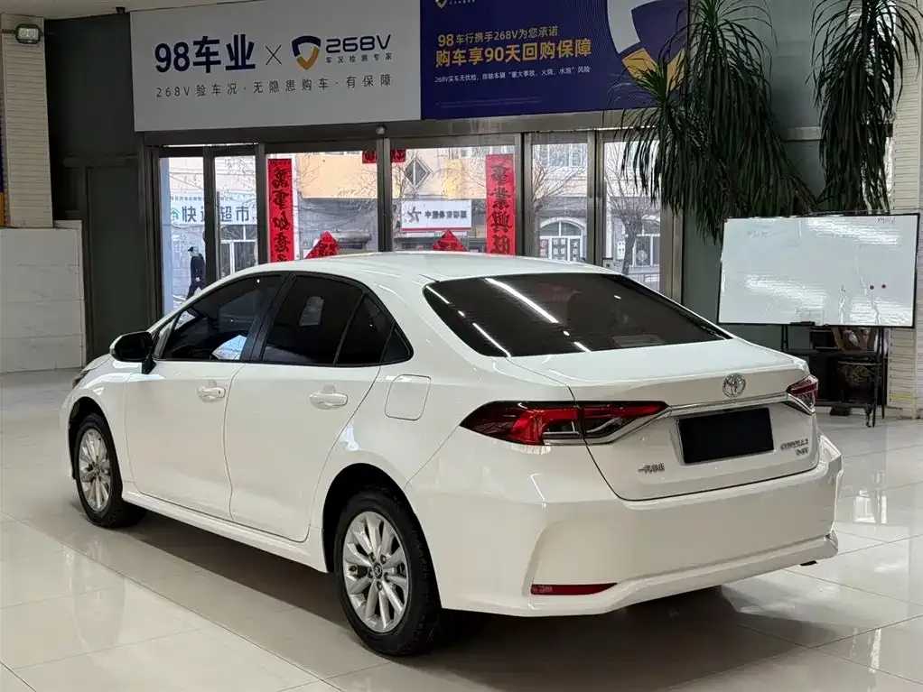 Toyota Corolla 2021 из CN, фото 9