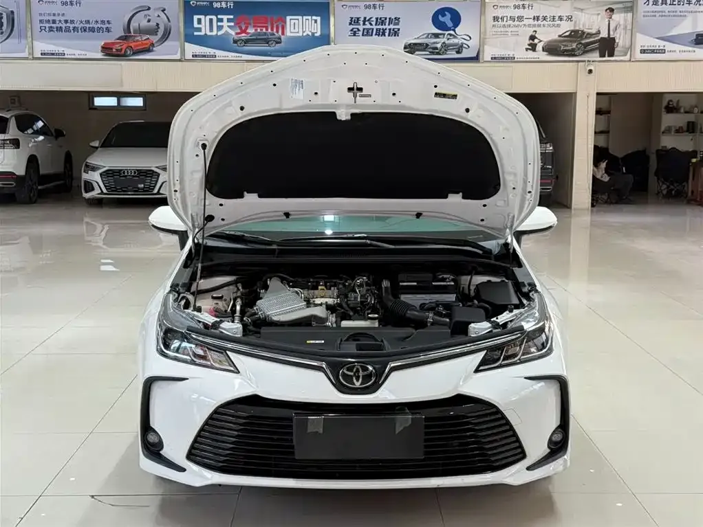 Toyota Corolla 2021 из CN, фото 8