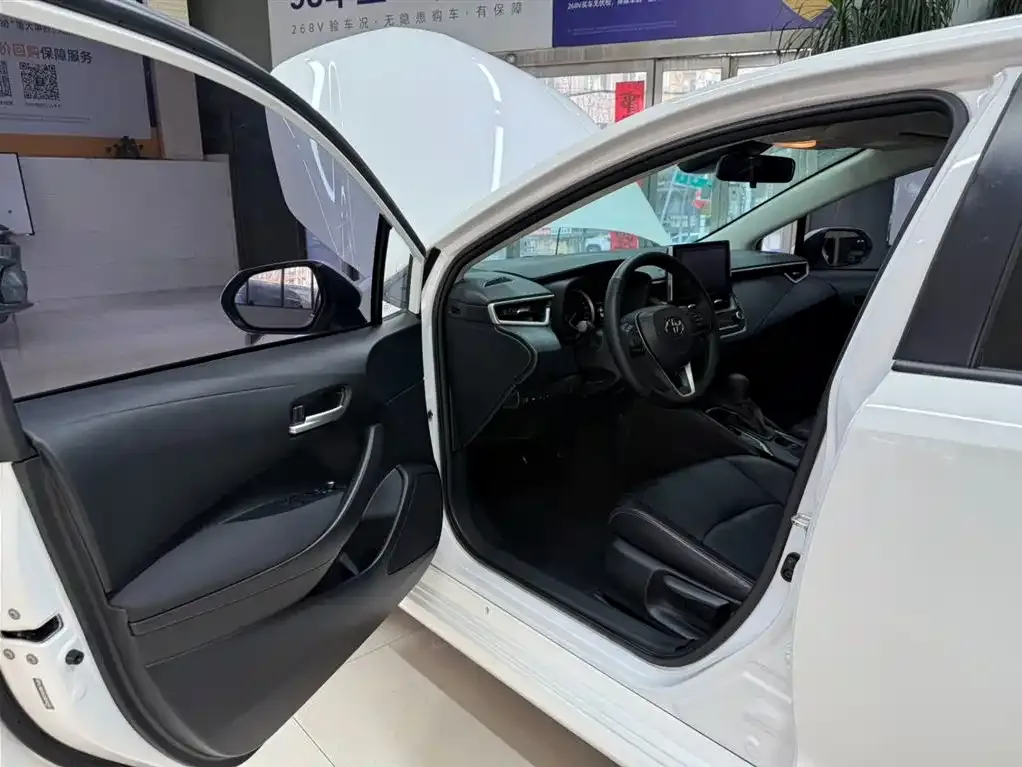 Toyota Corolla 2021 из CN, фото 6