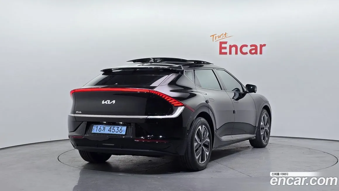 Kia EV6 — фото 3