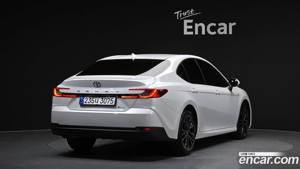 Toyota Camry 2025 из KR, фото 2