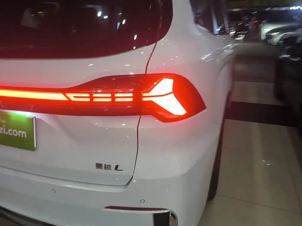 Geely Haoyue L 2025 из CN, фото 8