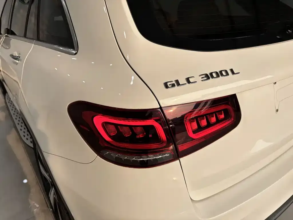 Mercedes-Benz GLC 2022 из CN, фото 2