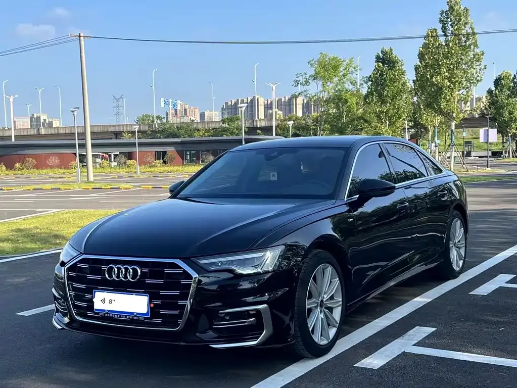 Audi A6L 2023 из CN, фото 1