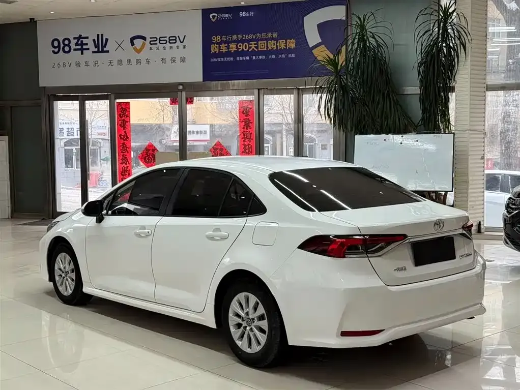 Toyota Corolla 2022 из CN, фото 7