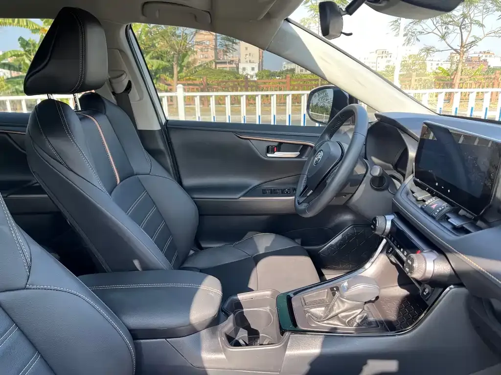Toyota Wildlander 2025 из CN, фото 6