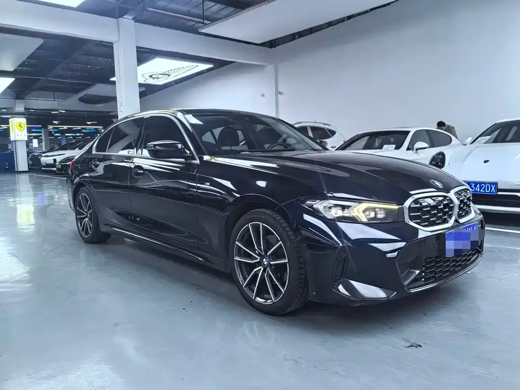 BMW 3 Series 2023 из CN, фото 3