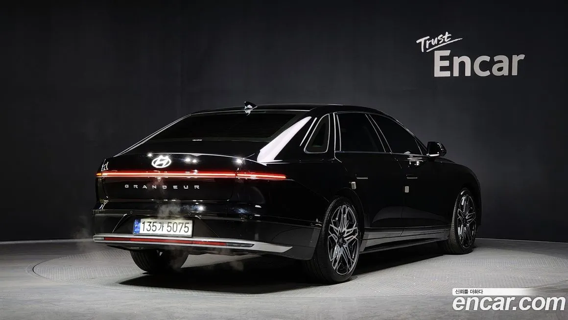 Hyundai Grandeur 2023 из KR, фото 10