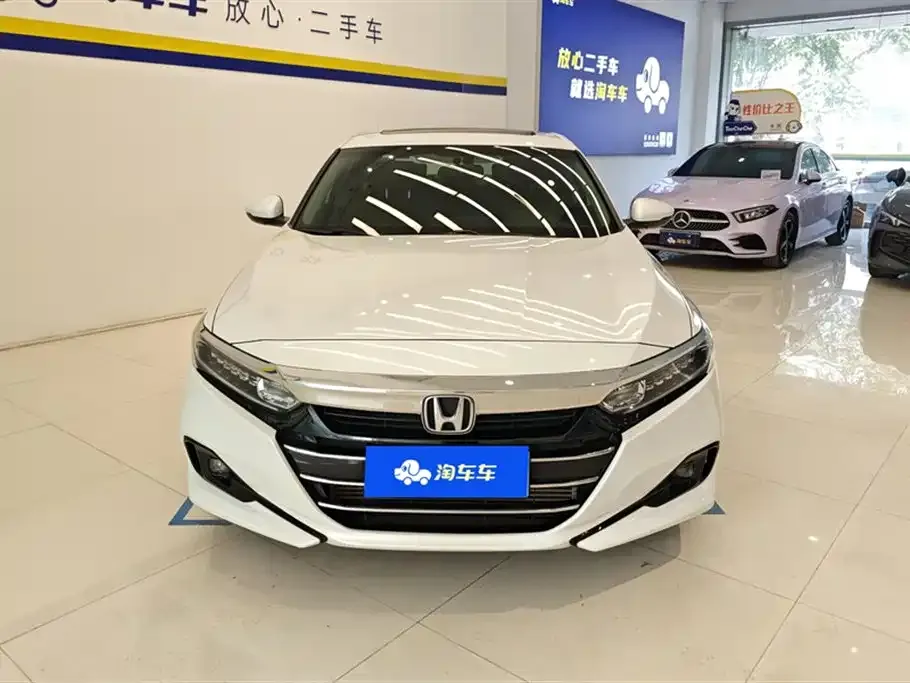 Honda Accord — фото 10