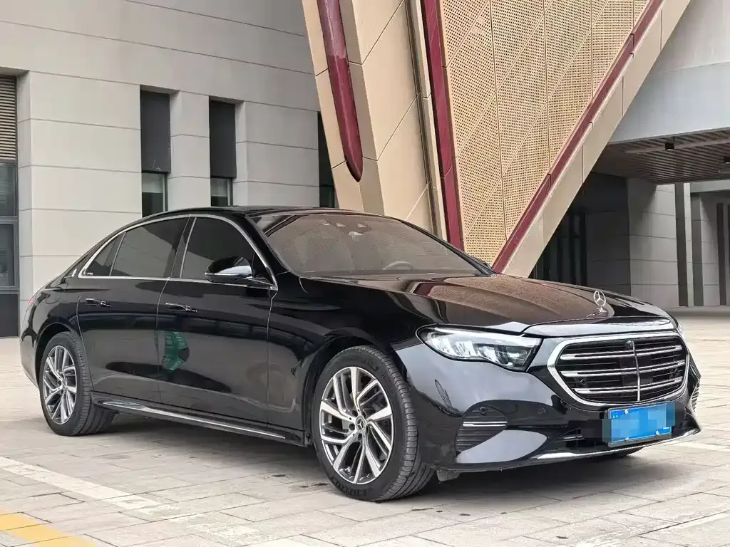 Mercedes-Benz E-Class 2024 из CN, фото 2