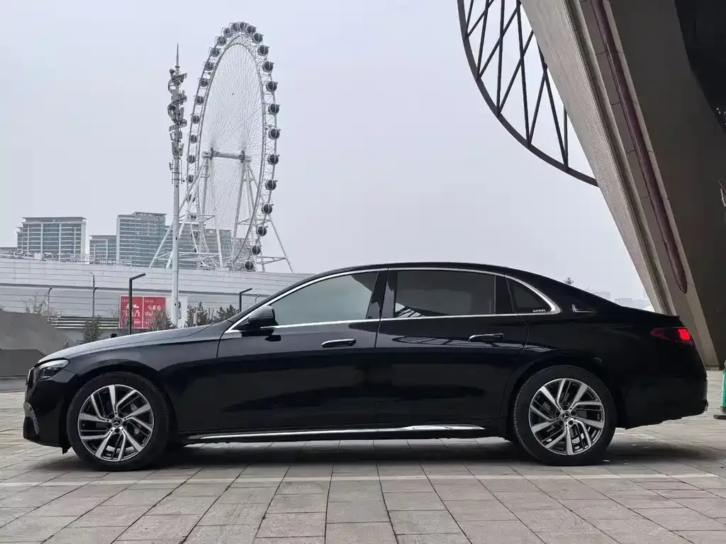 Mercedes-Benz E-Class 2024 из CN, фото 3