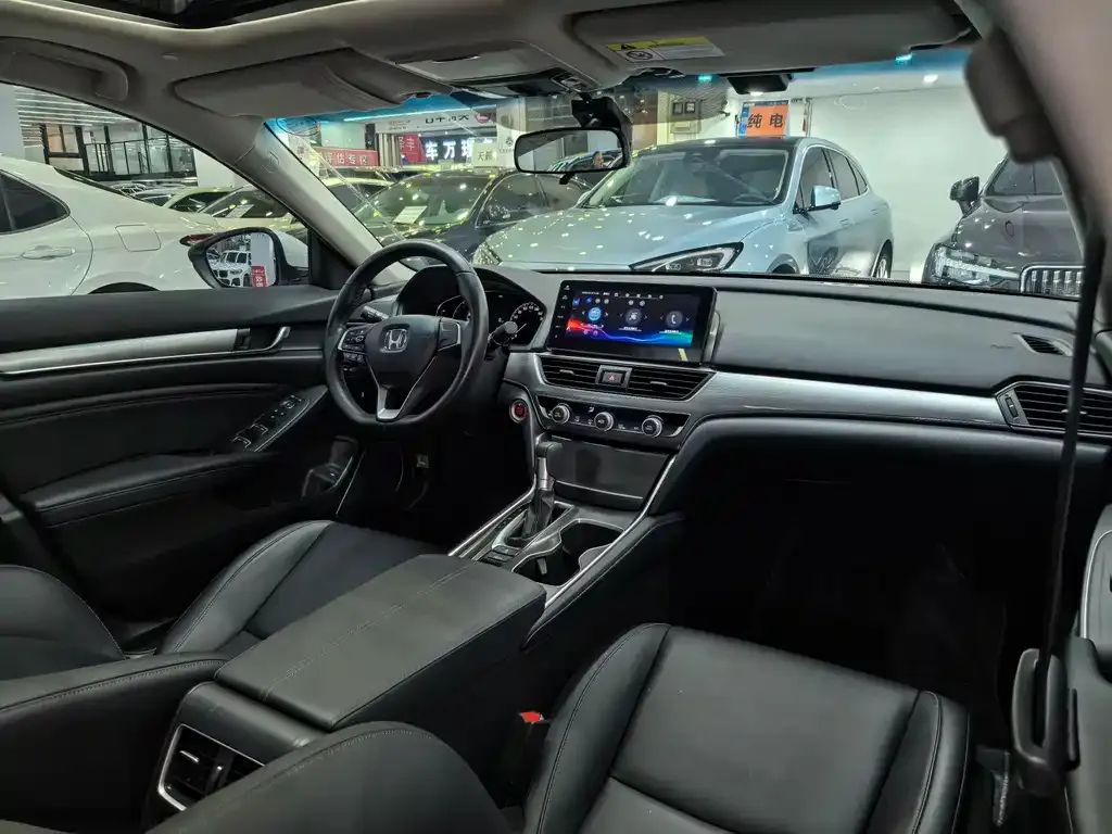 Honda Accord 2022 из CN, фото 10