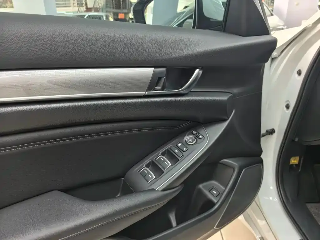 Honda Accord 2022 из CN, фото 4